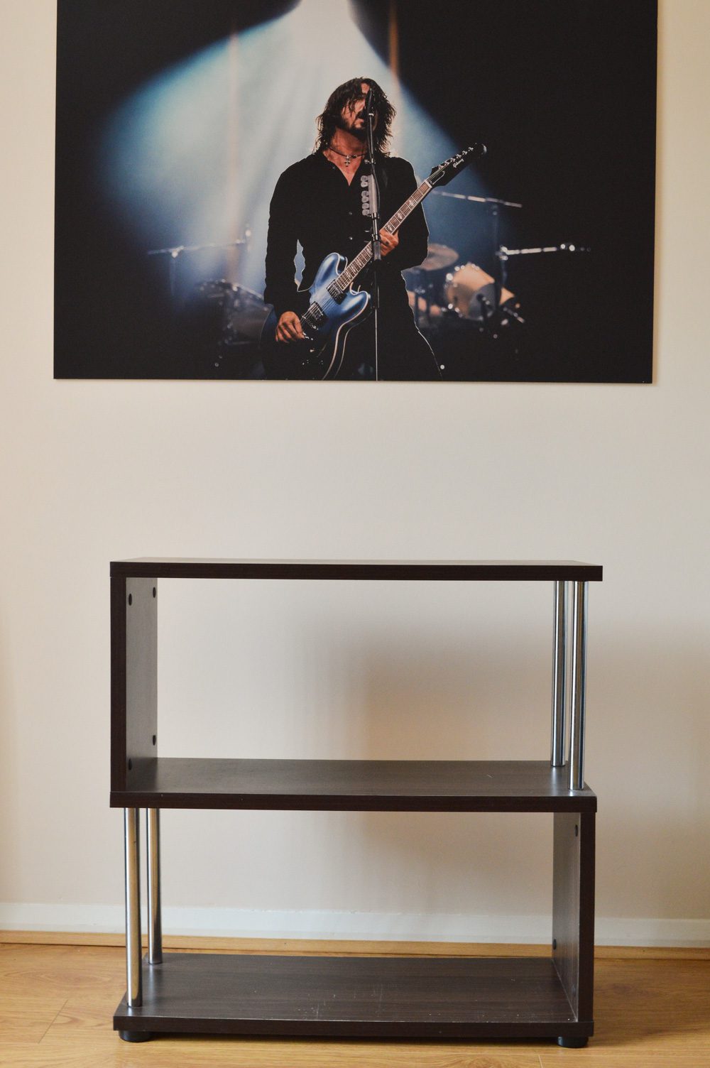 Modern Shelf Makeover with RustOleum