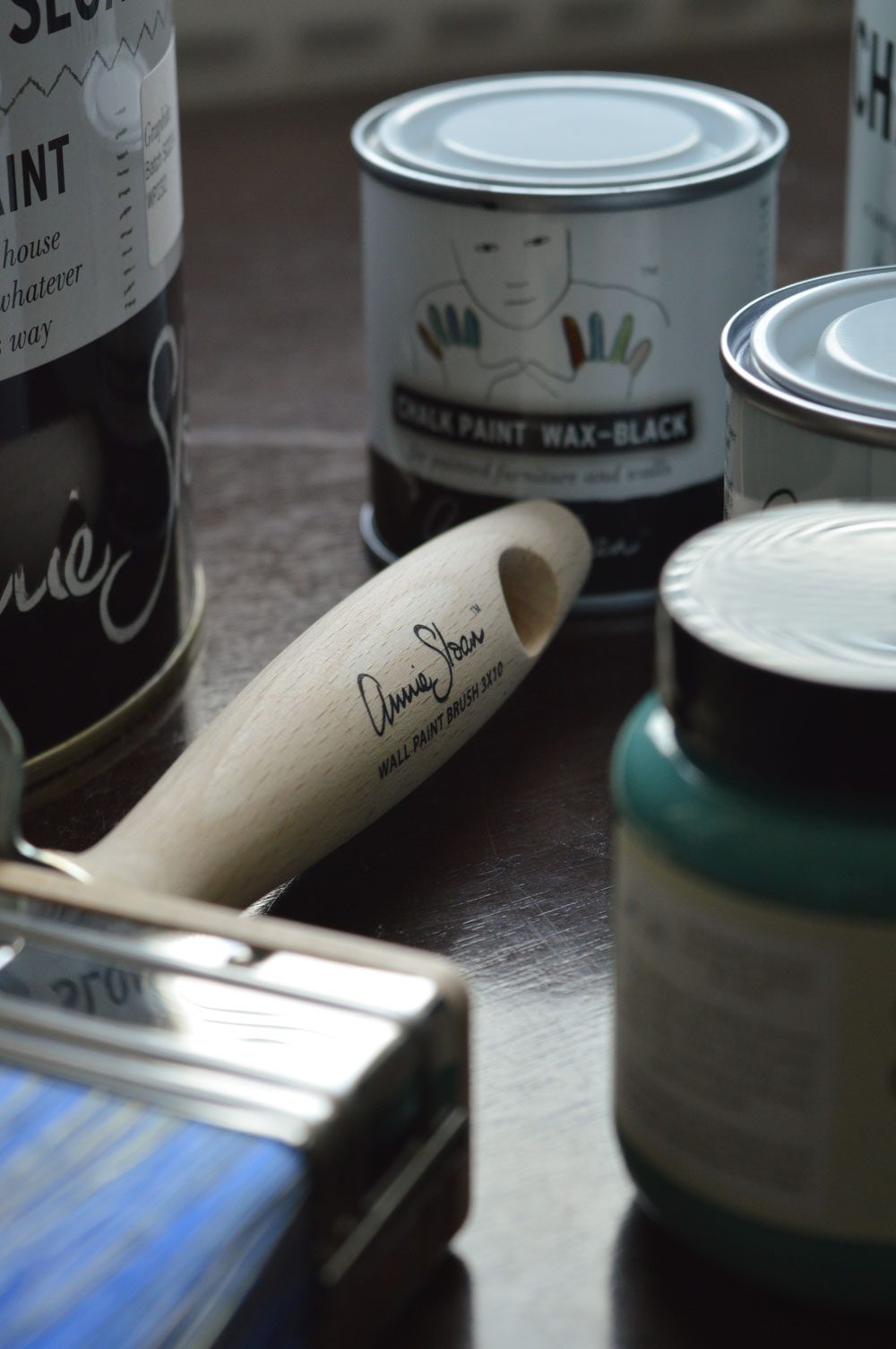 Annie Sloan Wall Paint Review (+ Beginner Friendly Wall Painting Guide)